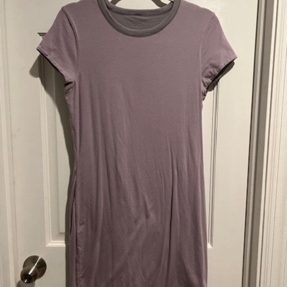 EUC Athleta Reversible dress, Small